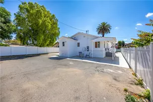111 S South Lindsay St, Lake Elsinore, CA 92530 - Photo 11