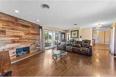 17912 Merrill, Fontana, CA 92335 - Photo 9