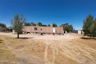 9157 E Ave S-10, Littlerock, CA 93543 - Photo 11