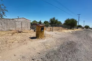 9157 E Ave S-10, Littlerock, CA 93543 - Photo 7