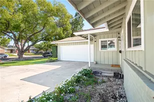 8187 Buckingham Pl, Riverside, CA 92504 - Photo 3