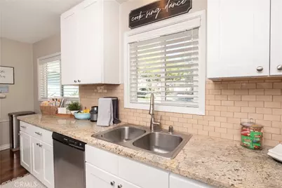 8187 Buckingham Place, Riverside, CA 92504 - Photo 15