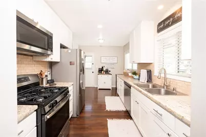 8187 Buckingham Place, Riverside, CA 92504 - Photo 13