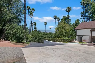 2154 Gainsborough, Riverside, CA 92506 - Photo 69