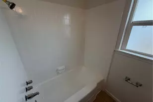 223 E 136th, Los Angeles, CA 90061 - Photo 11