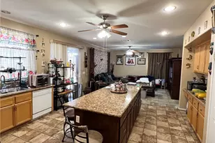 6356 Katrina Pl, Palmdale, CA 93552 - Photo 15