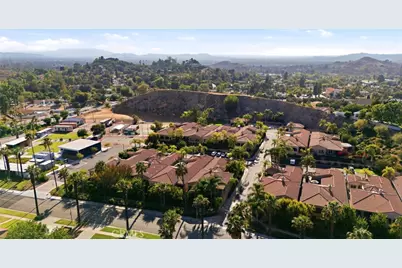 5640 Queen Palms, Riverside, CA 92506 - Photo 45
