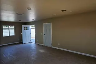 648 W 21st St, San Bernardino, CA 92405 - Photo 7