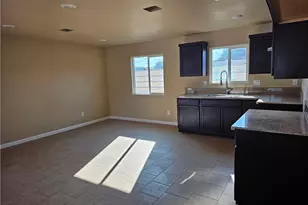 648 W 21st St, San Bernardino, CA 92405 - Photo 9