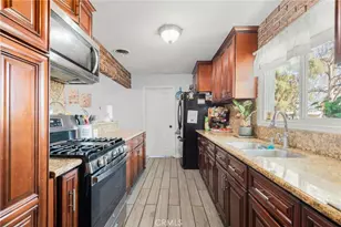 19450 Woodhill St, Rialto, CA 92376 - Photo 19
