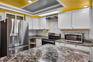 8929 Central Rd, Apple Valley, CA 92308 - Photo 15
