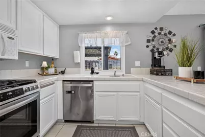 25860 Margaret Avenue, Moreno Valley, CA 92551 - Photo 15