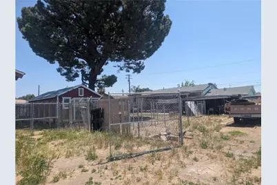 32260 Avenue E, Yucaipa, CA 92399 - Photo 9