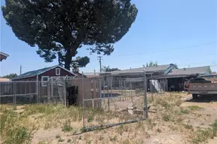 32260 Avenue E, Yucaipa, CA 92399 - Photo 11