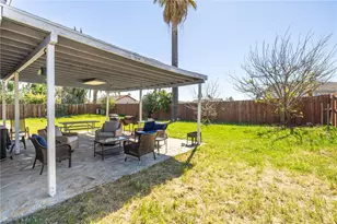 821 E Etiwanda, Rialto, CA 92376 - Photo 27