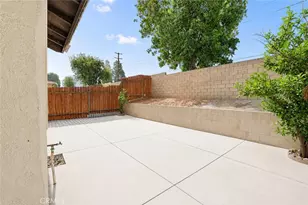 1954 Overland St, Colton, CA 92324 - Photo 21