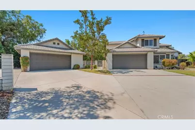 12862 Daisy Ct, Yucaipa, CA 92399 - Photo 3