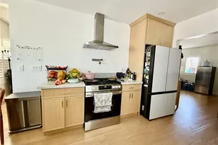 2701 W 84th St, Inglewood, CA 90305 - Photo 11