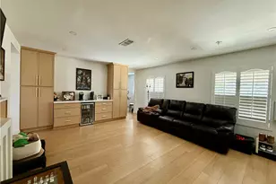 2701 W 84th St, Inglewood, CA 90305 - Photo 9