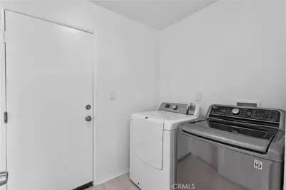 1271 Castledale, Riverside, CA 92501 - Photo 25
