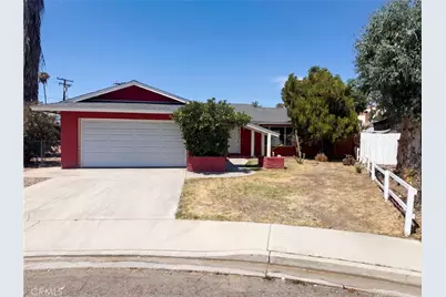 215 Laurel, Hemet, CA 92544 - Photo 1