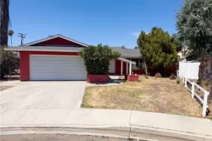 215 Laurel, Hemet, CA 92544 - Photo 1