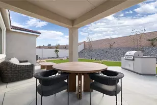 25401 Violane Dr, Menifee, CA 92585 - Photo 3