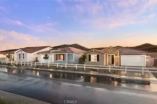 25178 Banded Hills Dr, Menifee, CA 92585 - Photo 9