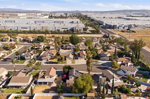 25030 Pebble Creek, Moreno Valley, CA 92551 - Photo 39