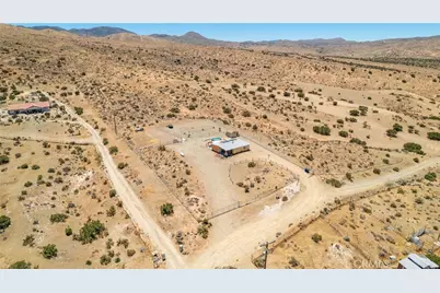 25333 Valley View, Apple Valley, CA 92308 - Photo 5