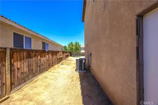 14386 Pleasant Glen Ct, Hesperia, CA 92344 - Photo 45