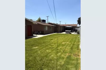 1060 E Lynwood, San Bernardino, CA 92404 - Photo 9