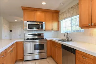 25481 Foothill Dr, San Bernardino, CA 92404 - Photo 7