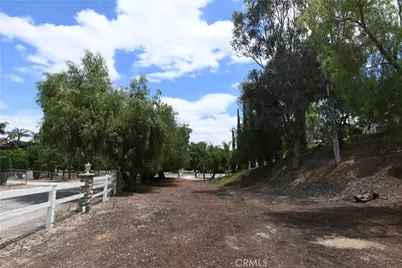 17371 Mockingbird Canyon, Riverside, CA 92504 - Photo 25