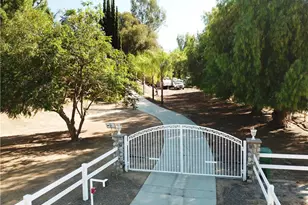17371 Mockingbird Canyon, Riverside, CA 92504 - Photo 9