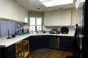 10130 Evelyn, California City, CA 93505 - Photo 5