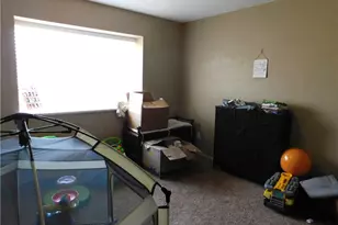 10130 Evelyn, California City, CA 93505 - Photo 7