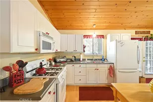 849 Ford, Big Bear Lake, CA 92315 - Photo 17
