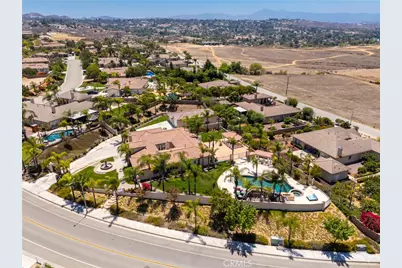 7907 Horizon View Drive, Riverside, CA 92506 - Photo 55