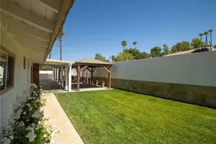 15510 Surrey Ct, Riverside, CA 92506 - Photo 43