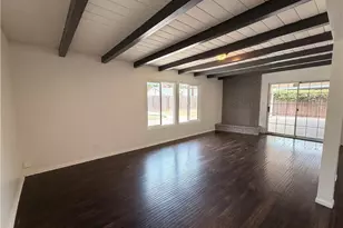7943 Newcastle, Reseda, CA 91335 - Photo 5