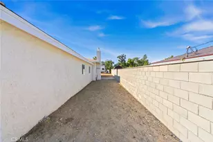 19512 Jurupa, Bloomington, CA 92316 - Photo 47