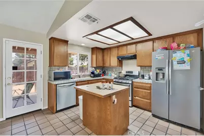 635 W Dover Dr Drive, San Bernardino, CA 92407 - Photo 13