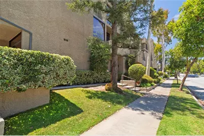 484 E California #8, Pasadena, CA 91106 - Photo 3
