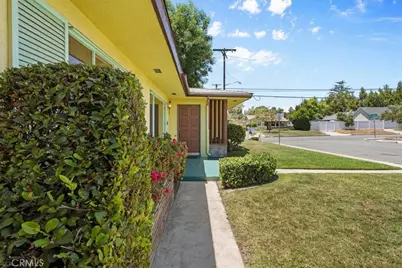 306 E Hawthorne, Ontario, CA 91764 - Photo 9