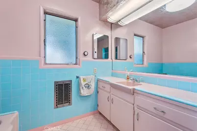 306 E Hawthorne, Ontario, CA 91764 - Photo 29
