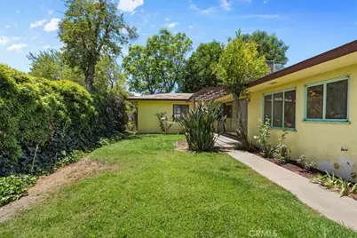 306 E Hawthorne, Ontario, CA 91764 - Photo 35