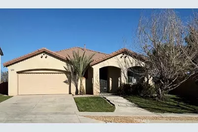 13878 Adams, Oak Hills, CA 92344 - Photo 1