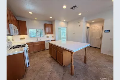 6287 Oakfield Court, Riverside, CA 92504 - Photo 3