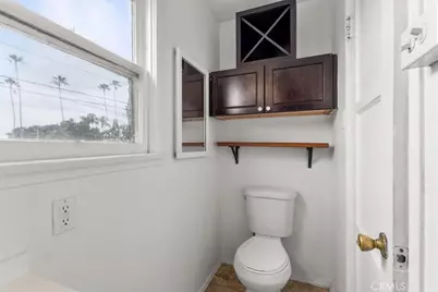 924 S Broadway, Santa Ana, CA 92701 - Photo 9